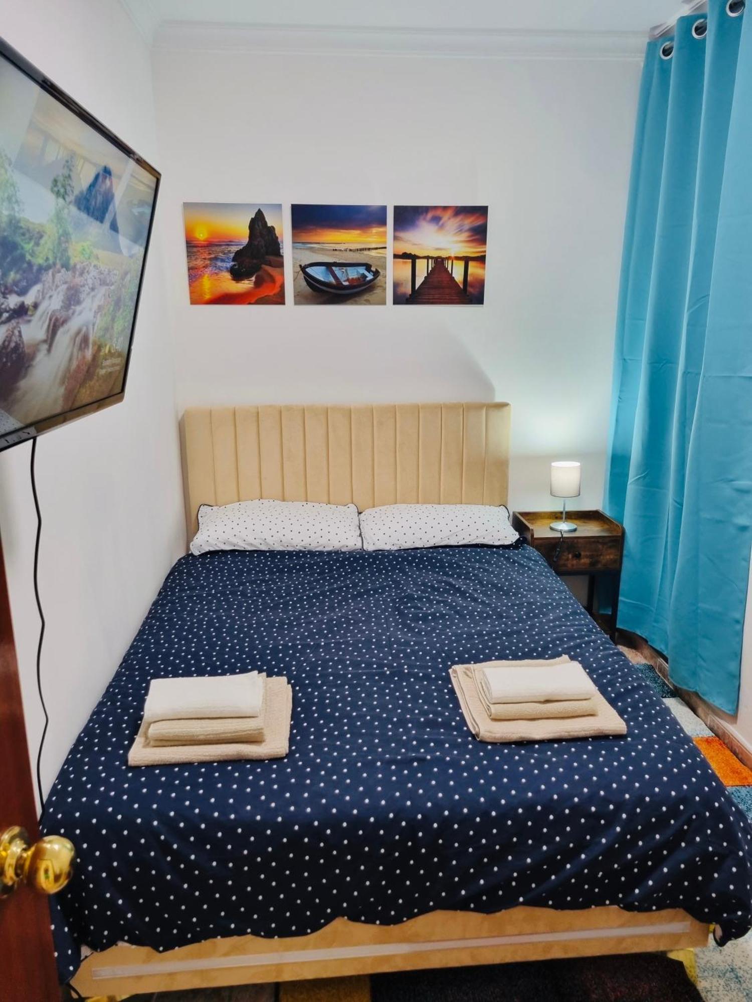 Newly Refurbished 2 * La Linea de la Concepcion