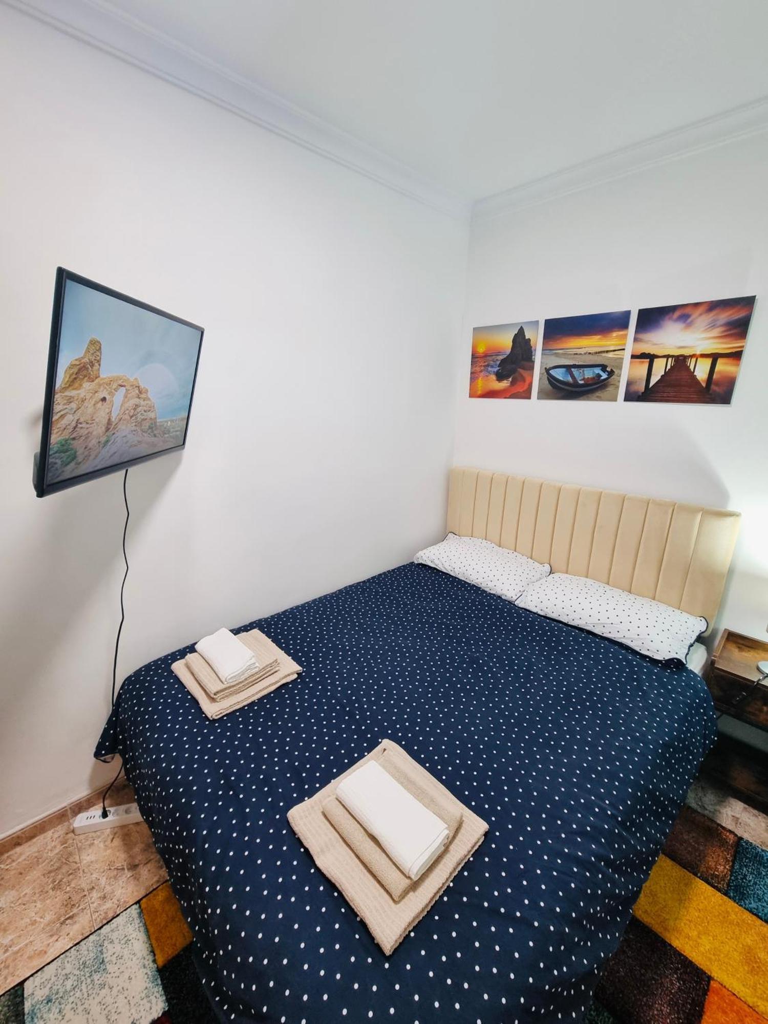 Newly Refurbished 2 Homestay *